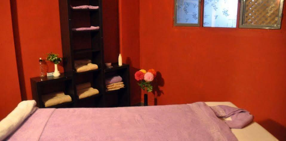 Comfort Ada Class Hotel คูซาดาซี ภายนอก รูปภาพ
