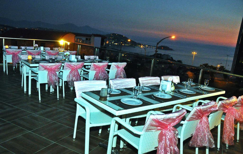 Comfort Ada Class Hotel คูซาดาซี ภายนอก รูปภาพ